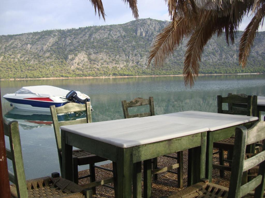 路特奇 曼塔斯湾旅馆酒店 外观 照片