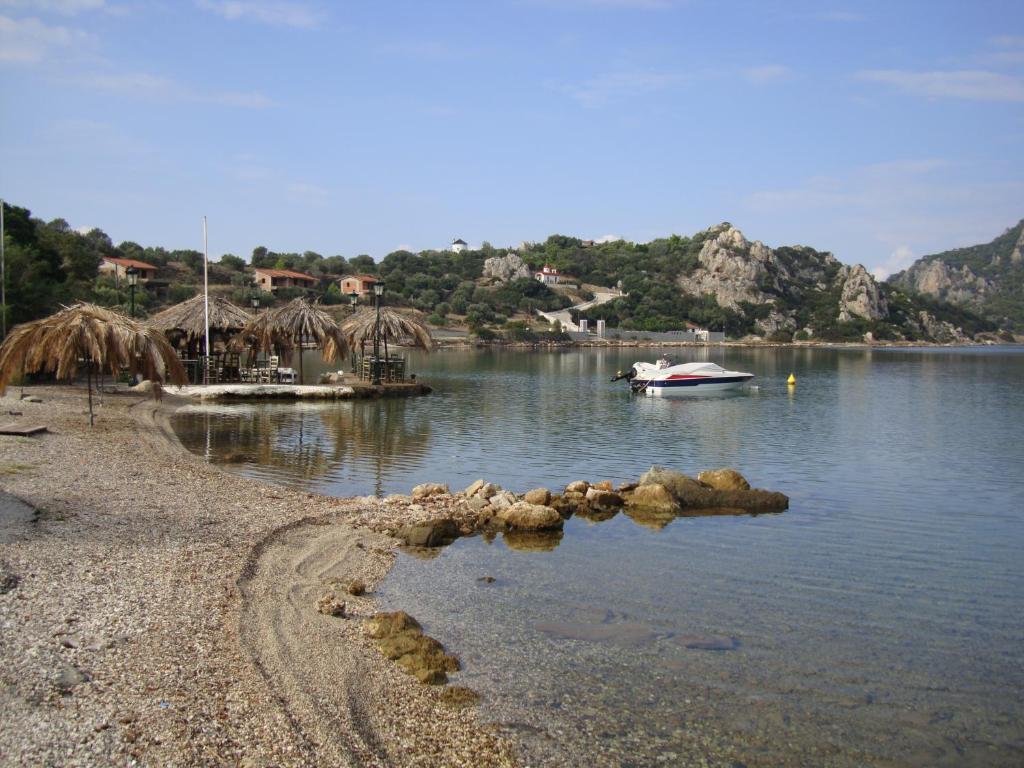 路特奇 曼塔斯湾旅馆酒店 外观 照片